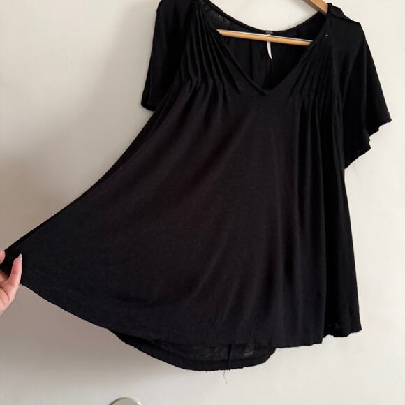 FREE PEOPLE | Black Linen Blend Swing T-shirt V Neck Pintuck Shoulders | Small - Picture 2 of 8